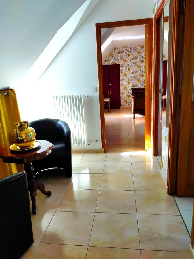 Petit Chatelet Bis Hirel Екстериор снимка