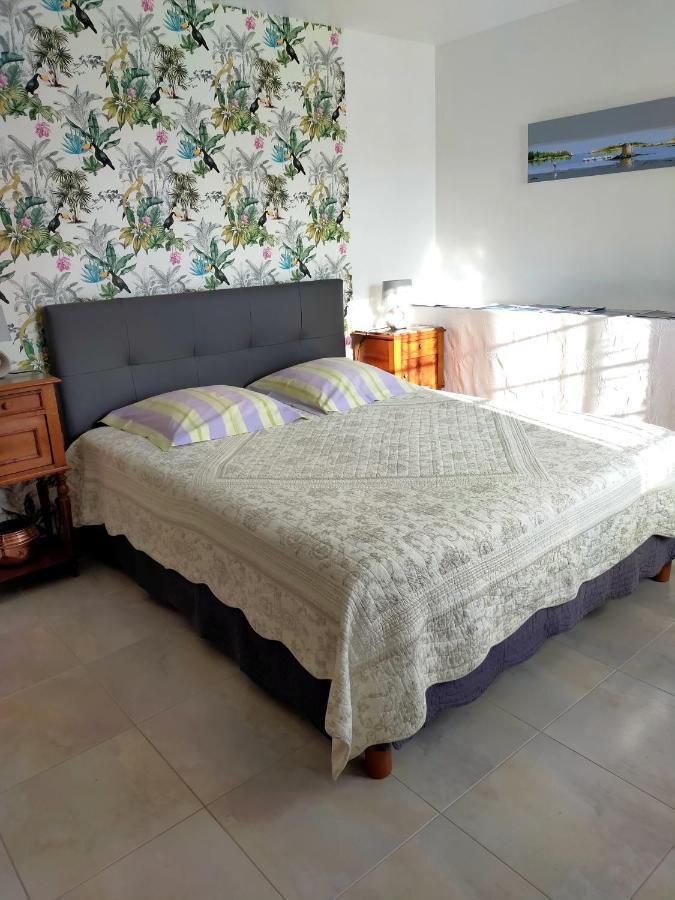 Petit Chatelet Bis Hirel Екстериор снимка