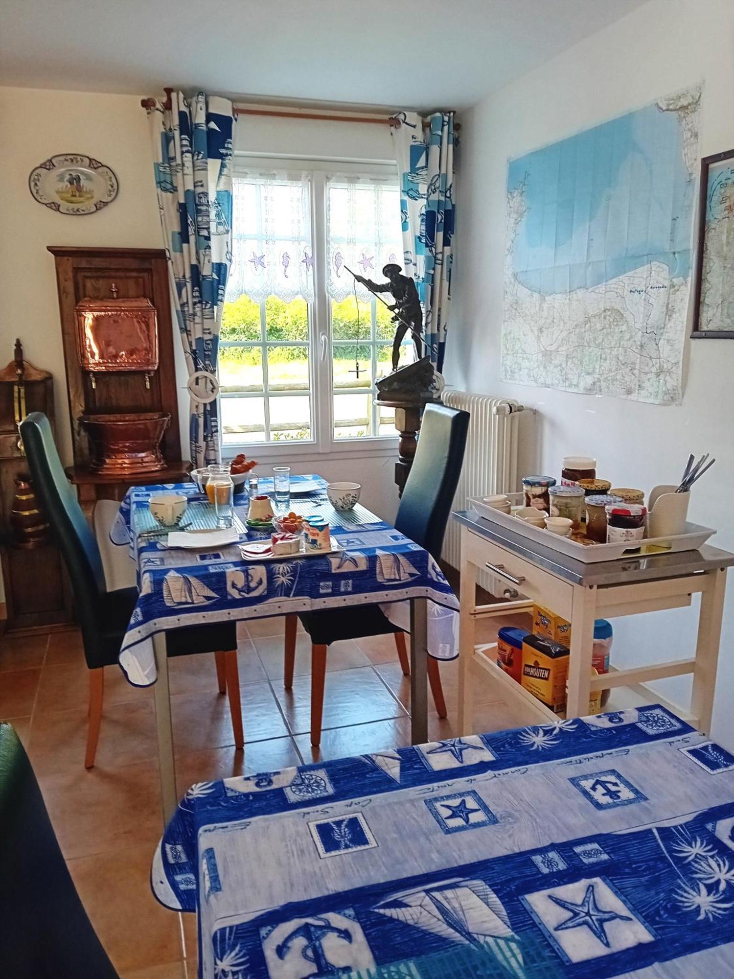 Petit Chatelet Bis Hirel Екстериор снимка